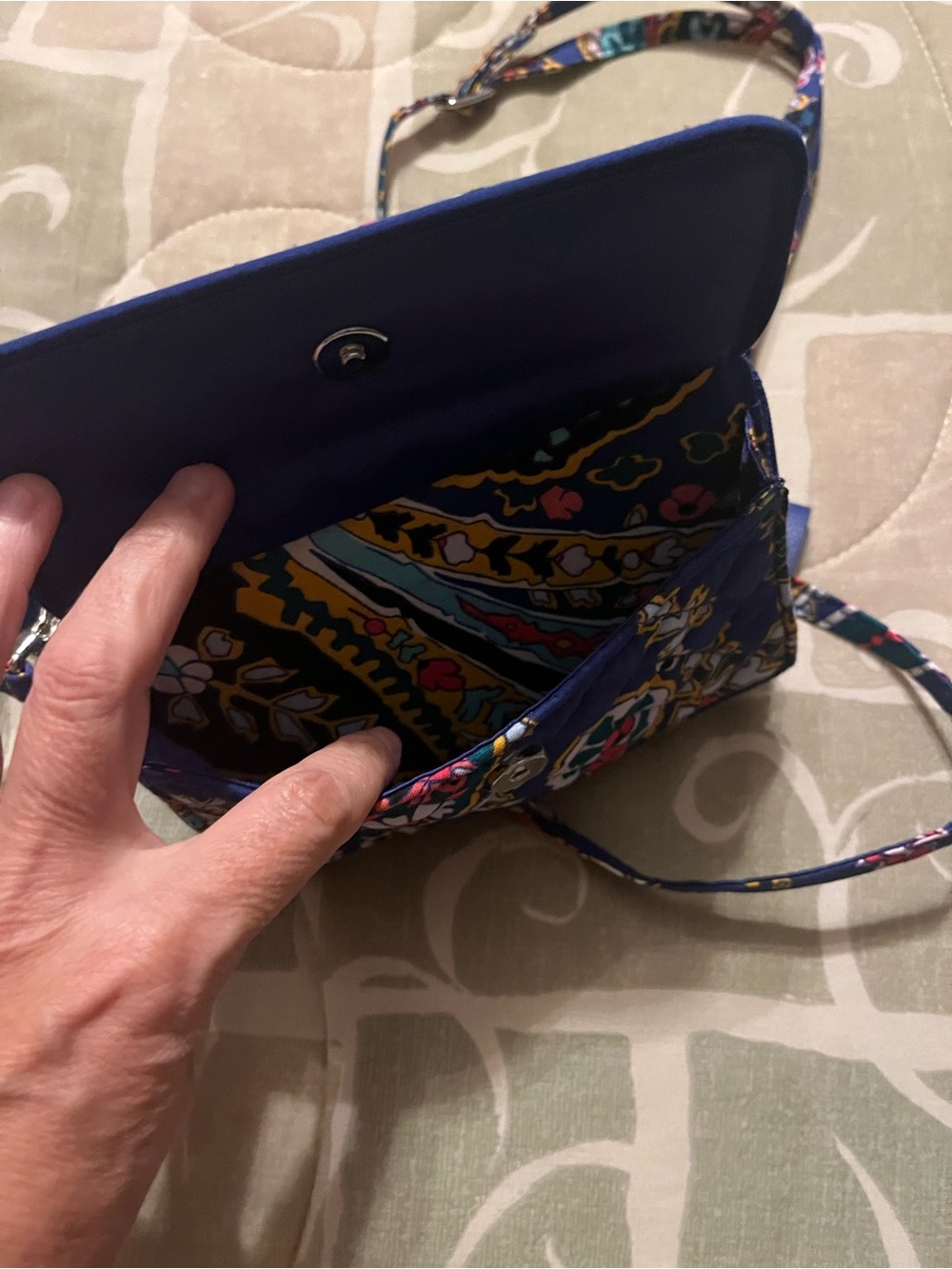 Vera Bradley Navy Multicolor Quilted Crossbody Wallet - Picture 4 of 8